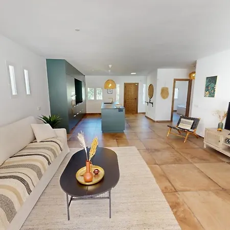 Villa El Chaparral - Renovated In La Cala